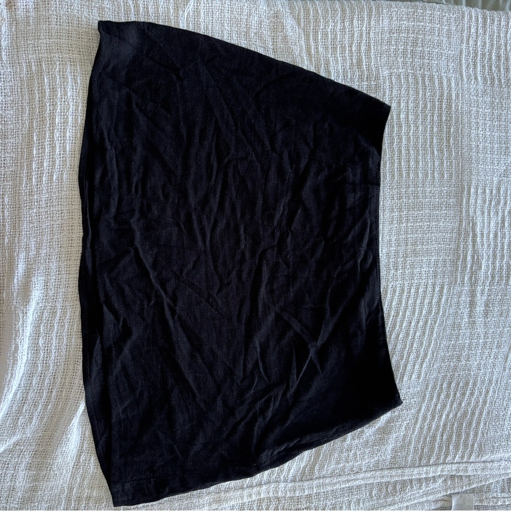 Elegant Black Linen Mini